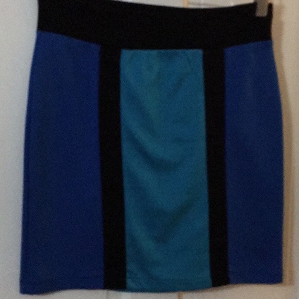 Multi color mini skirt